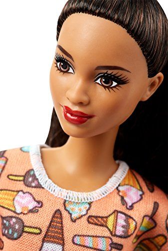 Barbie Fashionista – Muñeca con vestido swag